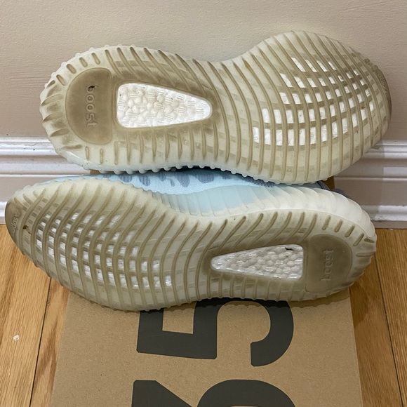 Yeezy Mono ice size 7 mens/8.5 womens - Picture 7 of 7